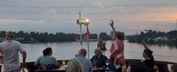 Sunset-on-the-Mekong-Eyes-Cruise